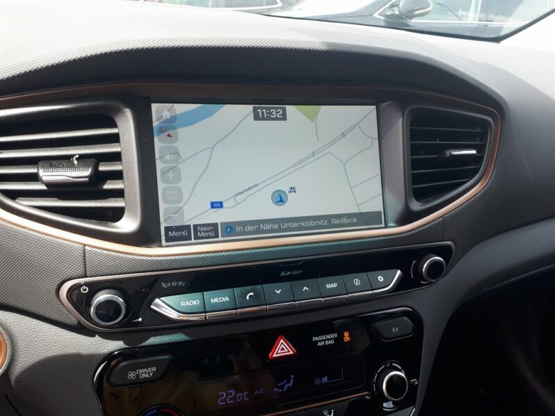 HYUNDAI IONIQ Elektro 28kW Level4  Leder WP voll