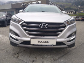 HYUNDAI Tucson Style Launch 1,7 CRDi 2WD MT 814l