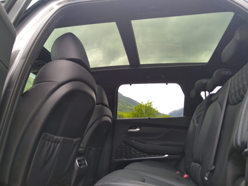 HYUNDAI Santa Fe PHEV Luxury Line 1,6 T-GDi PHEV 4WD AT voll