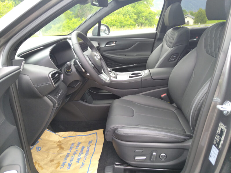 HYUNDAI Santa Fe PHEV Luxury Line 1,6 T-GDi PHEV 4WD AT voll