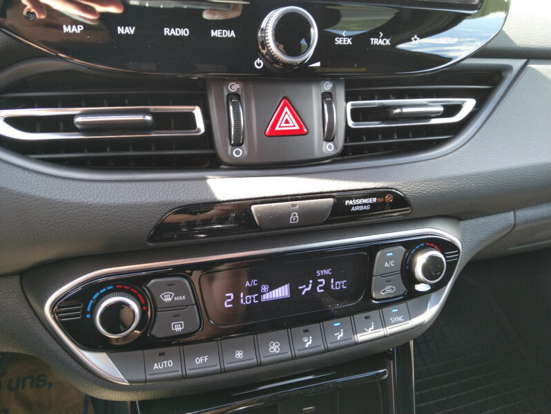 HYUNDAI i30 Kombi 1,5 TGDI 48V Go! Plus DCT voll