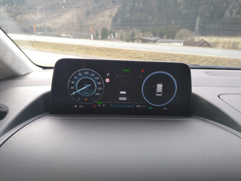 HYUNDAI STARIA Bus HEV Prestige Line 1.6 T-GDi HEV voll