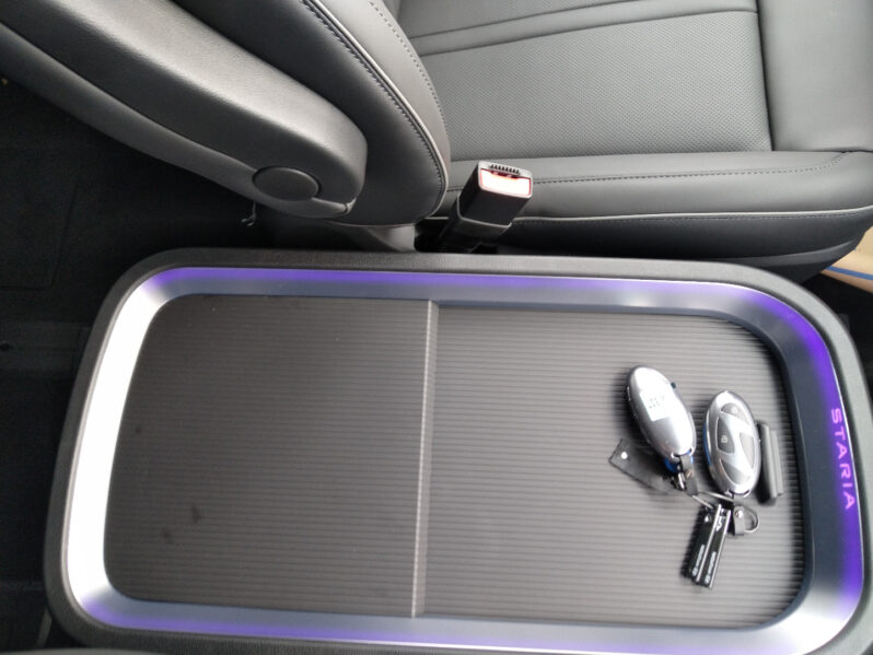 HYUNDAI STARIA Bus HEV Prestige Line 1.6 T-GDi HEV voll