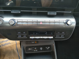 HYUNDAI KONA EV (SX2) GO AUT 65,4 kWh WÄRMEP DACH SW TECHP voll