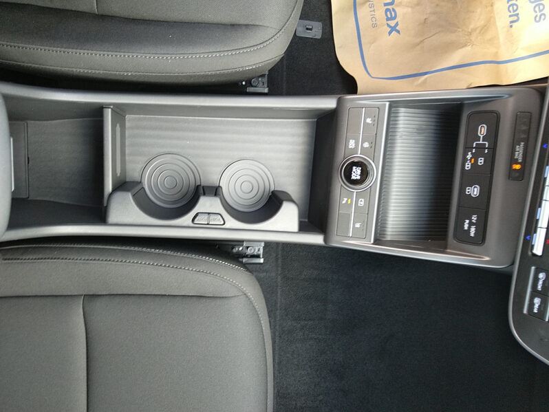 HYUNDAI KONA EV (SX2) GO AUT 65,4 kWh WÄRMEP DACH SW TECHP voll