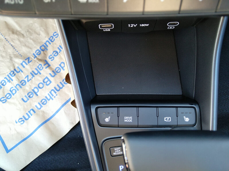 HYUNDAI Bayon GO Plus 1.0 T-GDI DCT y5bu3-OO2 voll