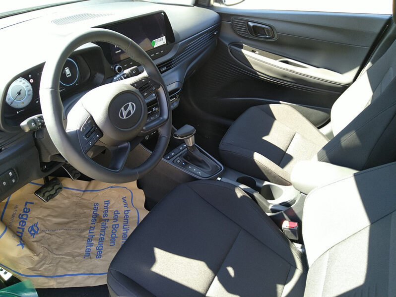 HYUNDAI Bayon GO Plus 1.0 T-GDI DCT y5bu3-OO2 voll