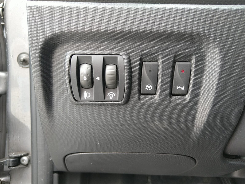 RENAULT CAPTUR EXPRESSION ENERGY dCI 90 PS voll