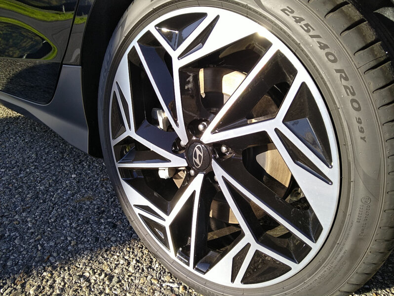 HYUNDAI IONIQ 6 TOPLINE 77kWh 4WD WP 20 voll