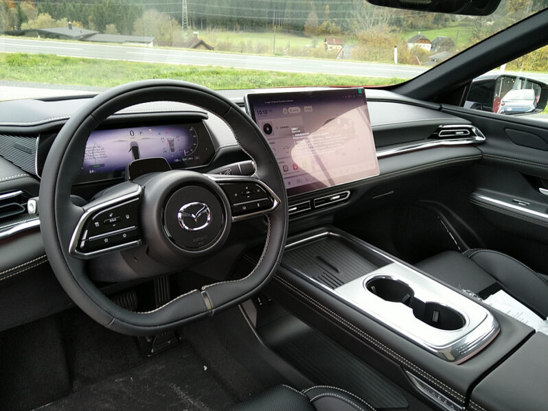 MAZDA 6e STANDARD 69kWh 258PS TAKUMI voll