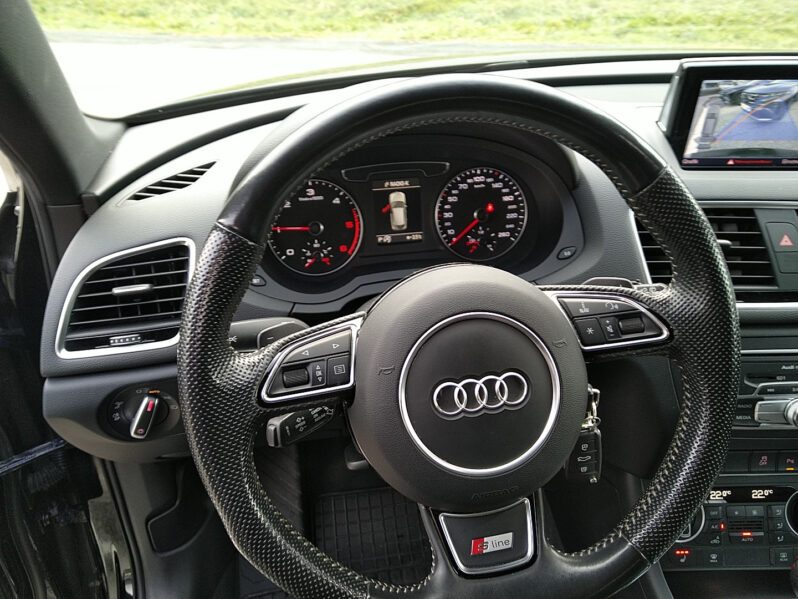 AUDI Q3 2,0 TDI Intense + quattro S-tronic voll