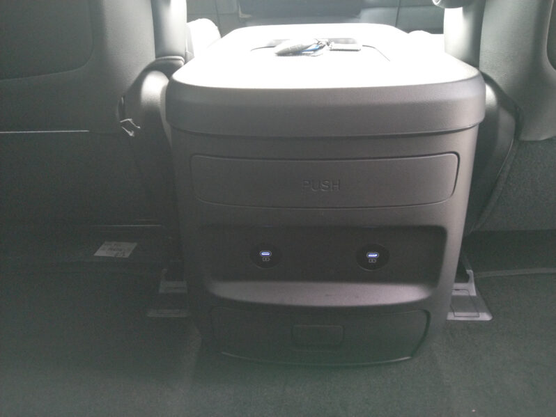 HYUNDAI STARIA Bus HEV Prestige Line 1.6 T-GDi HEV voll