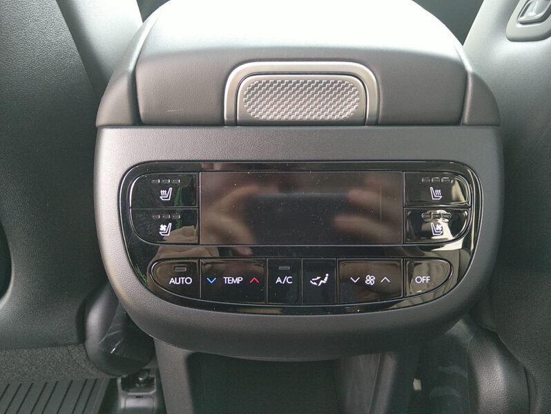 HYUNDAI IONIQ 9 Calligraphy 110 kWh 4WD WÄRMEPUMPE voll