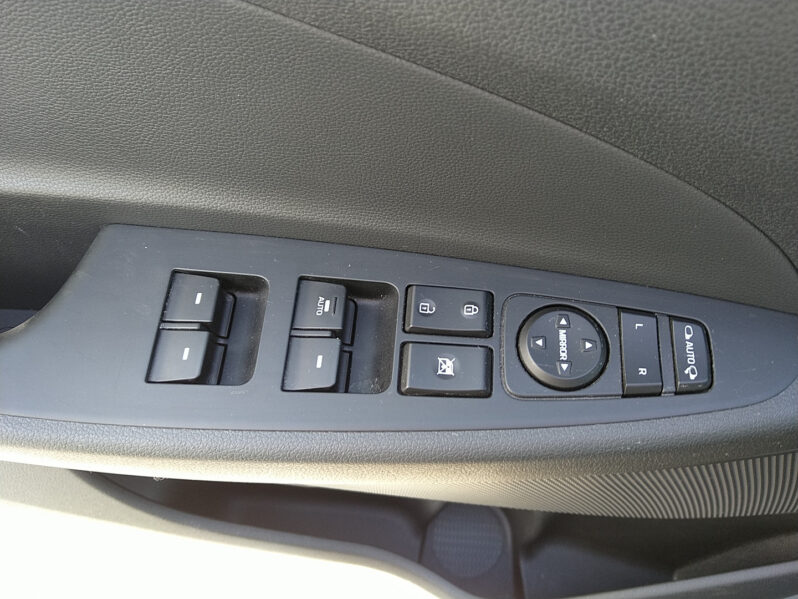 HYUNDAI Tucson GO 1,7 CRDi 2WD MT 807e voll