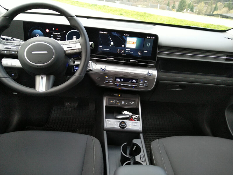 HYUNDAI Kona (SX2) GO Plus 1.6 T-GDI 2WD DCT k6bu2-OP6 voll