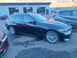 BMW 330e PHEV xDrive Touring Aut. M-Line voll