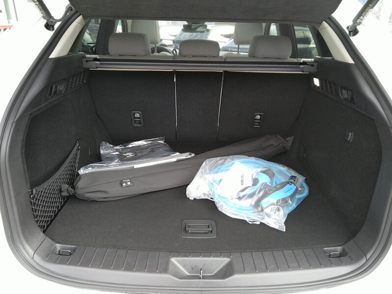 MAZDA CX-60 2,5 BENZIN-PHEV AUT AWD TAKUMI PLUS voll