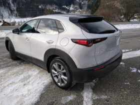 MAZDA CX-30 G140 MT CENTER DESI