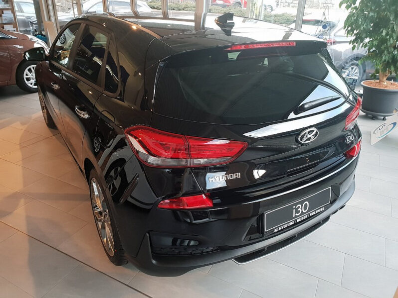 HYUNDAI i30 N-Line 1,6 CRDi voll