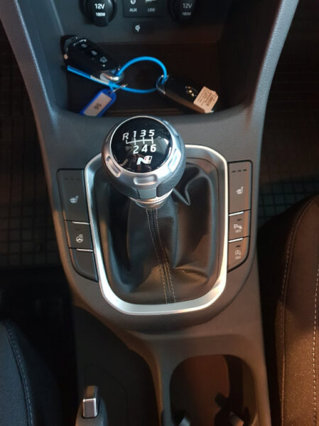 HYUNDAI i30 N-Line 1,6 CRDi voll