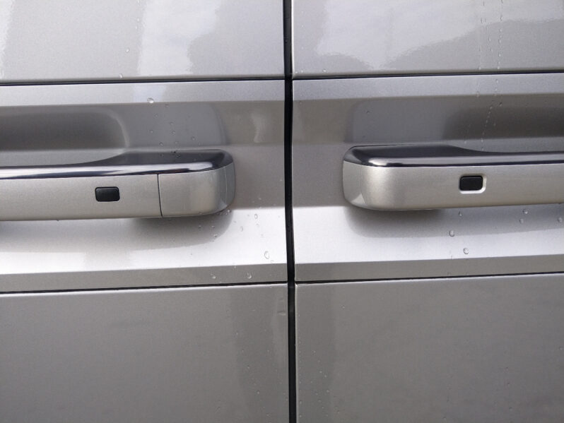 HYUNDAI STARIA Bus HEV Prestige Line 1.6 T-GDi HEV voll