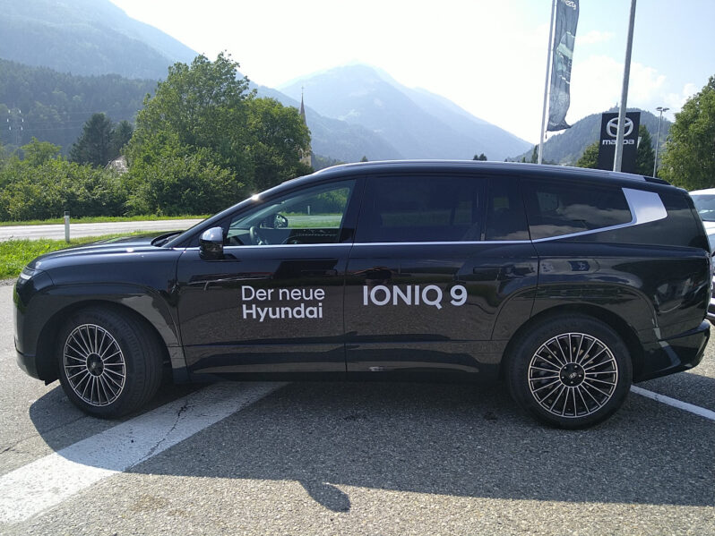 HYUNDAI IONIQ 9 Calligraphy 110 kWh 4WD WÄRMEPUMPE voll