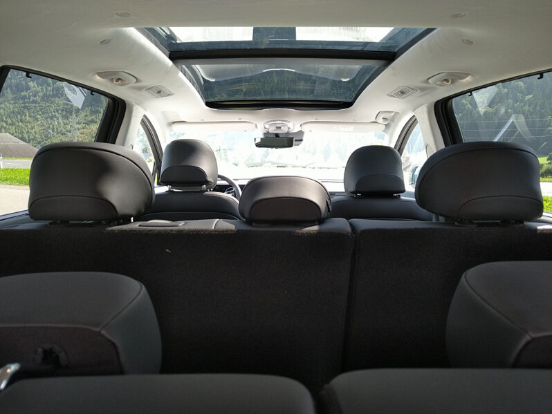 HYUNDAI IONIQ 9 Calligraphy 110 kWh 4WD WÄRMEPUMPE voll