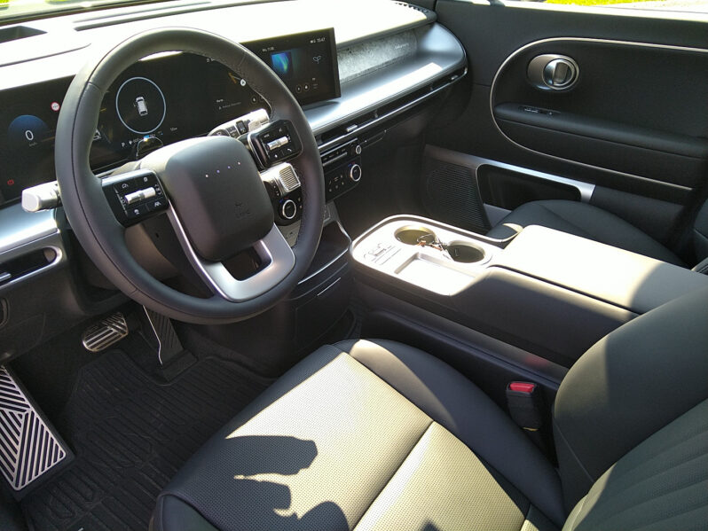 HYUNDAI IONIQ 9 Calligraphy 110 kWh 4WD WÄRMEPUMPE voll