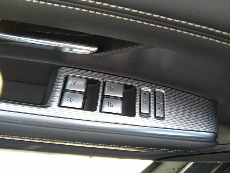 MAZDA 6e STANDARD 69kWh 258PS TAKUMI voll