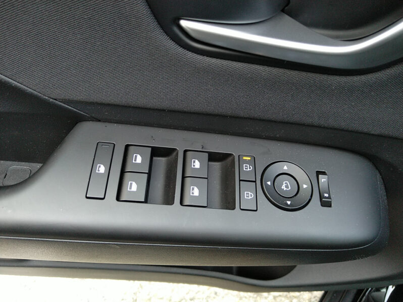 HYUNDAI Kona (SX2) GO Plus 1.6 T-GDI 2WD DCT k6bu2-OP6 voll