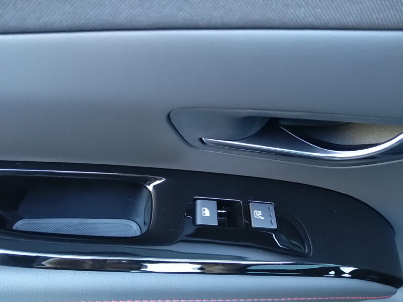 HYUNDAI Tucson NX4 N-Line 1,6 T-GDi PHEV 4WD AT SMARTS SITZP PANO voll