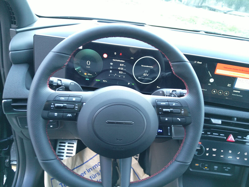 HYUNDAI Tucson NX4 N-Line 1,6 T-GDi PHEV 4WD AT SMARTS SITZP PANO voll