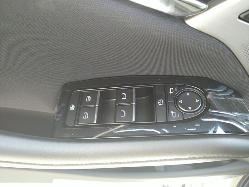 MAZDA 3 G140 HOMURA MT voll