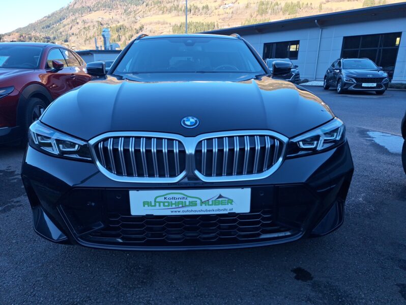 BMW 330e PHEV xDrive Touring Aut. M-Line voll