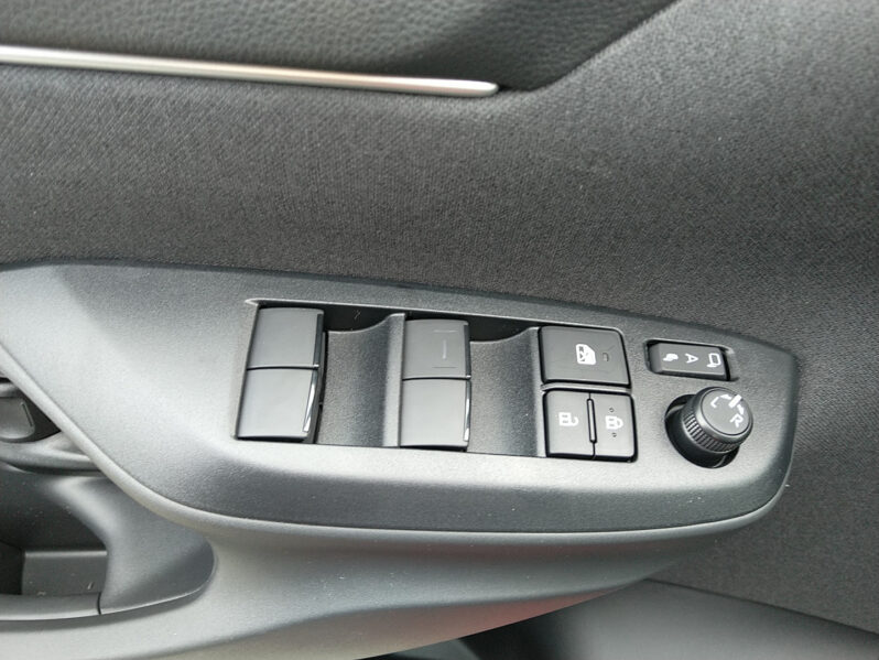 MAZDA 2 HYBRID AUTOMATIK HOMURA voll