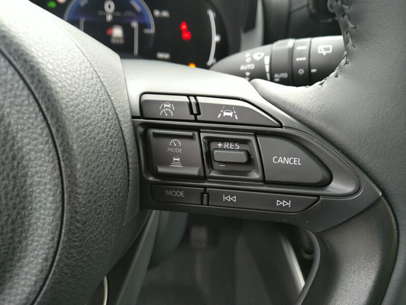 MAZDA 2 HYBRID AUTOMATIK HOMURA voll