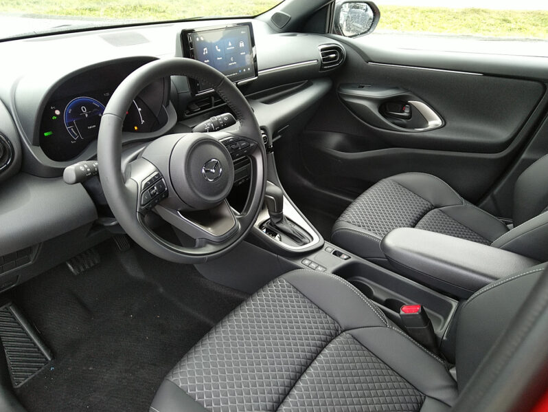 MAZDA 2 HYBRID AUTOMATIK HOMURA voll