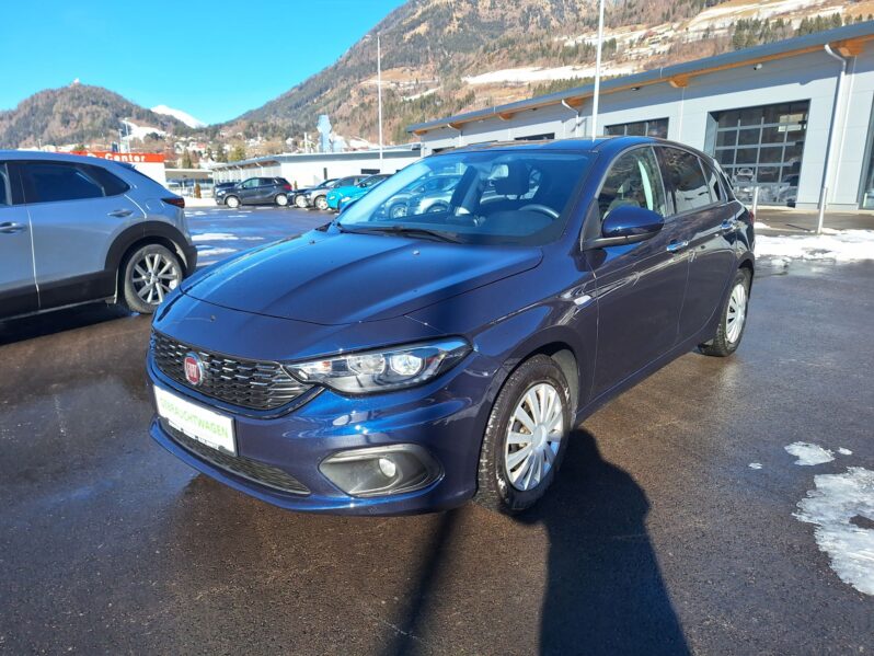 FIAT Tipo 1,6 EtorQ 110 Lounge Automatik voll