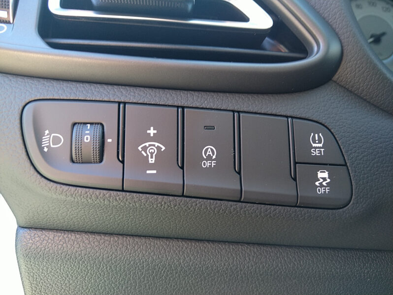 HYUNDAI i30 Kombi – PD GO 1.0 T-GDI c6kg1-OO3 voll