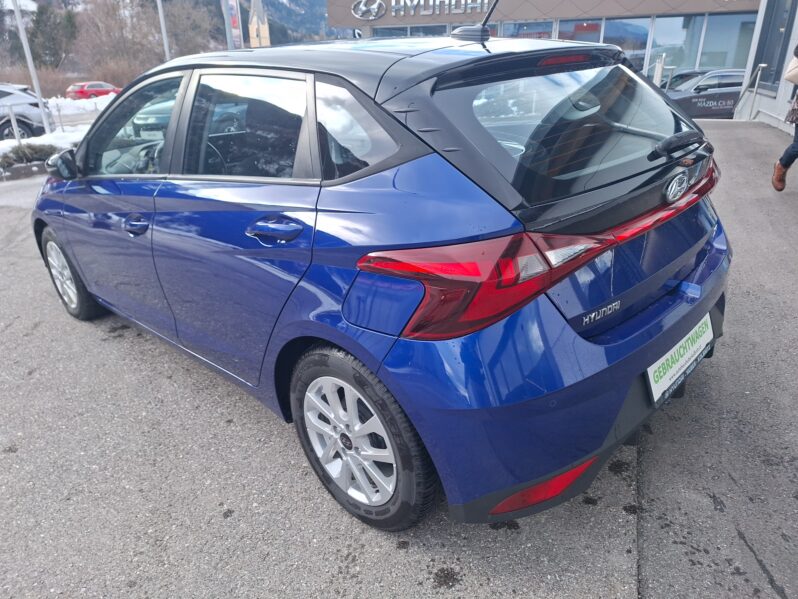 HYUNDAI i20 i-Line Plus 1,2 MPI voll