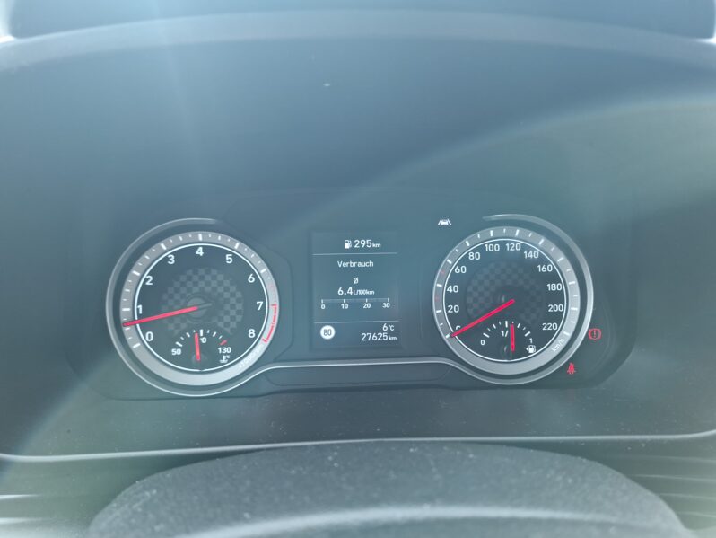 HYUNDAI i20 i-Line Plus 1,2 MPI voll