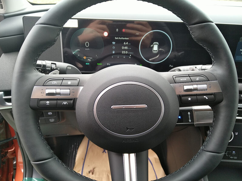 HYUNDAI Tucson NX4 GO Plus 1,6 T-GDi HEV 4WD AT t6hu2-PP1-OO2 voll