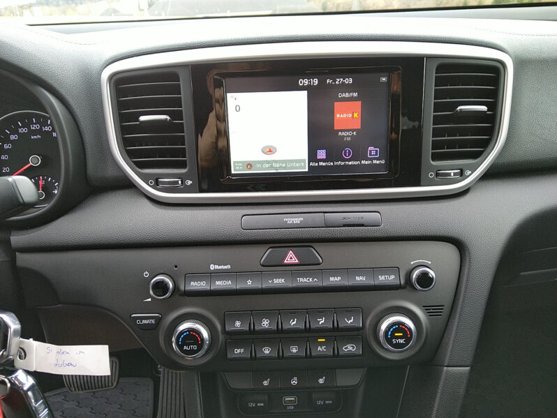 KIA Sportage 1,6 CRDI AUTOMATIK AWD SILBER voll