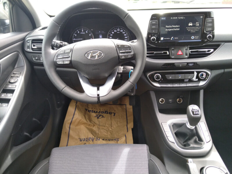 HYUNDAI i30 – PD Edition 30 1,5 DPI voll