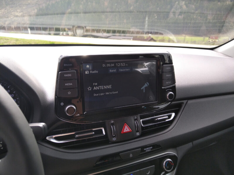 HYUNDAI i30 – PD Edition 30 1,5 DPI voll