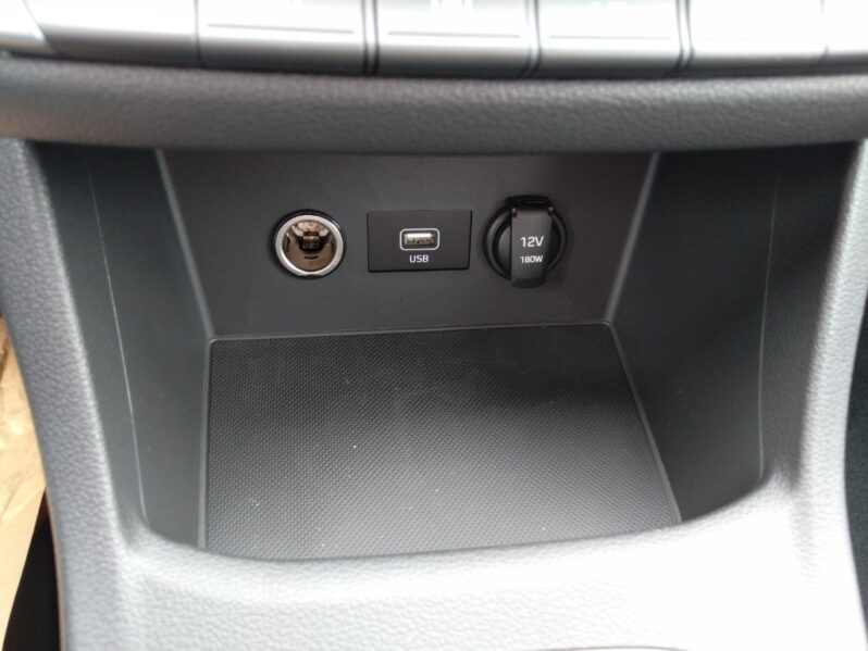 HYUNDAI i30 – PD Edition 30 1,5 DPI voll