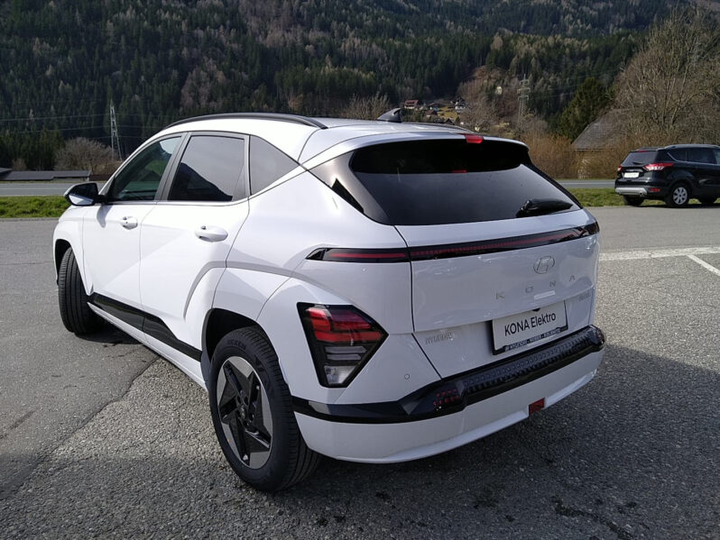 HYUNDAI KONA EV (SX2) GO 64,8 kWh WÄRMEPUMPE voll
