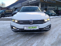 VW Passat Alltrack Kombi 2,0 TDI SCR 4Motion DSG voll