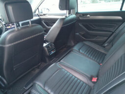 VW Passat Alltrack Kombi 2,0 TDI SCR 4Motion DSG voll