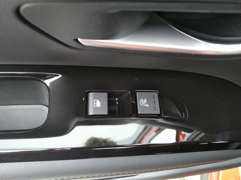 HYUNDAI Tucson NX4 GO Plus 1,6 T-GDi HEV 4WD AT t6hu2-PP1-OO2 voll